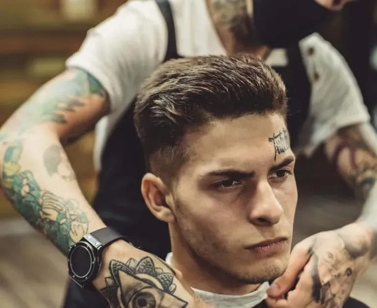 Conseils Essentiels : Choisir la Coupe de Cheveux Idéale